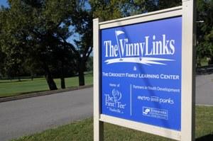 Photo of the Vinny Links Sign