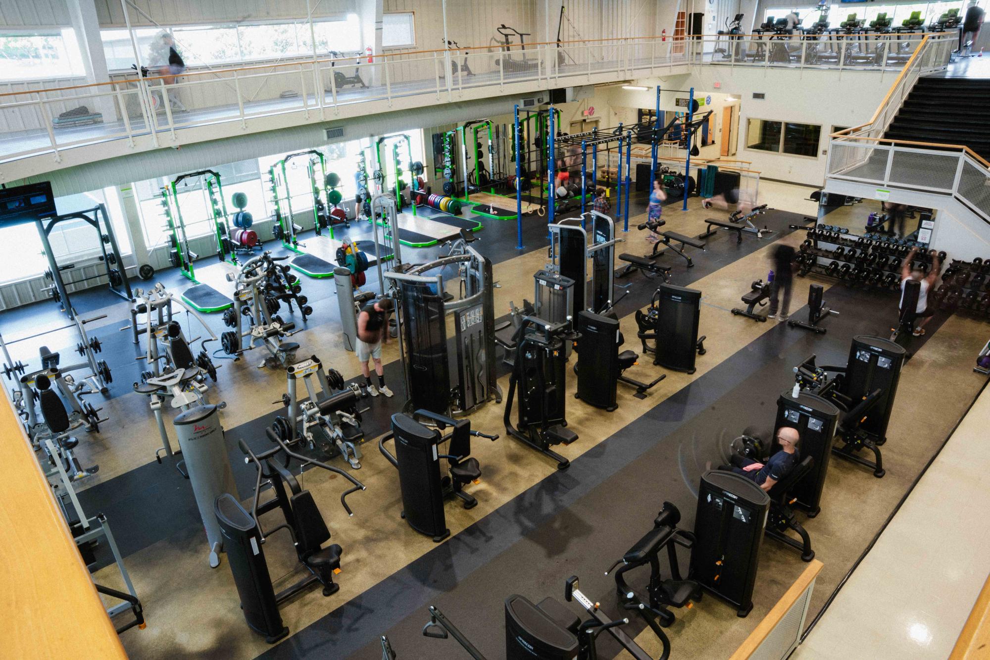 Overhead view of Centennial Sportsplex strength training floor. 